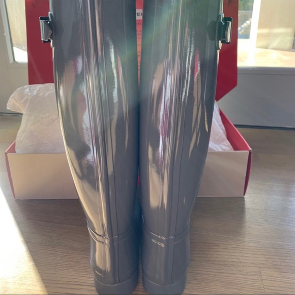 Hunter Refined High Gloss Waterproof Rain Boot - Picture 3 of 4